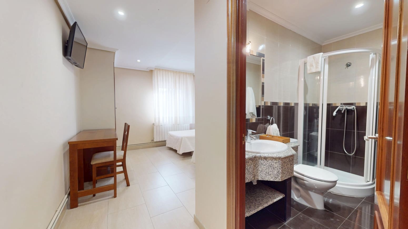 19 soveværelse Virksomhed til salg i Valdeolea - € 460.000 (Ref: 9064992)