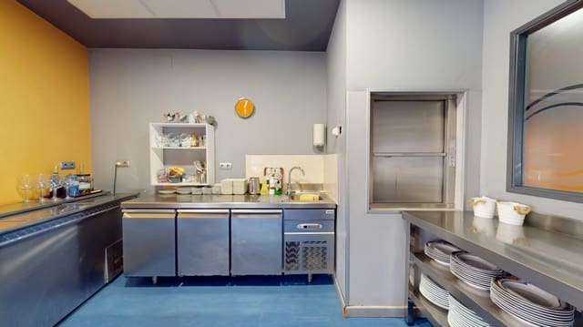 19 quarto Empresa para venda em Valdeolea - 460 000 € (Ref: 9064992)