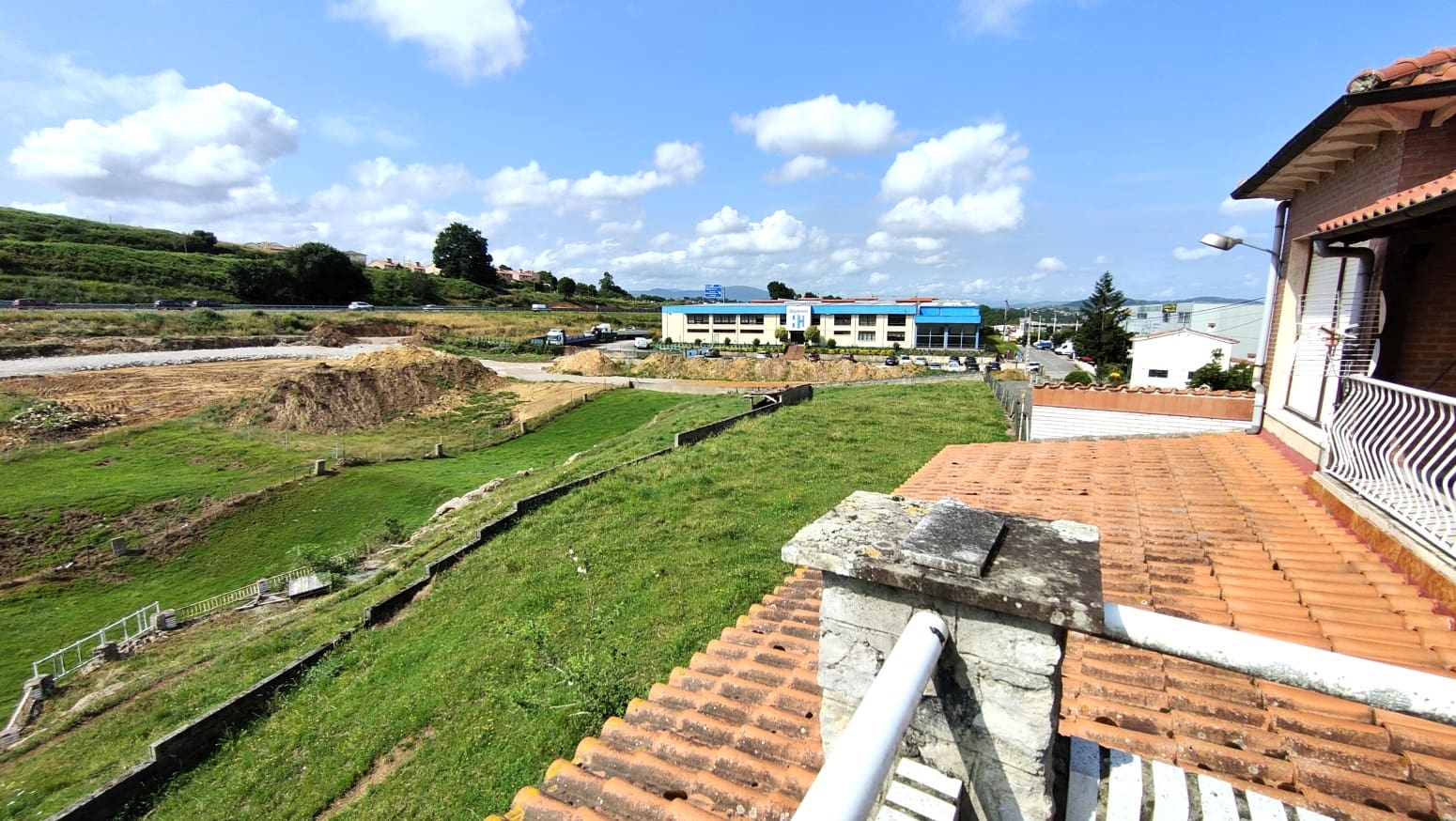 5 soveværelse Villa til salg i Polanco med garage - € 410.000 (Ref: 9124822)