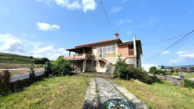 5 soveværelse Villa til salg i Polanco med garage - € 410.000 (Ref: 9124822)