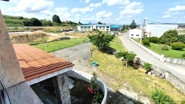 5 soveværelse Villa til salg i Polanco med garage - € 410.000 (Ref: 9124822)