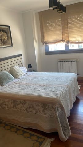 3 sypialnia Mieszkanie do wynajęcia w Santander z basenem garażem - 1 200 € (Ref: 9159300)