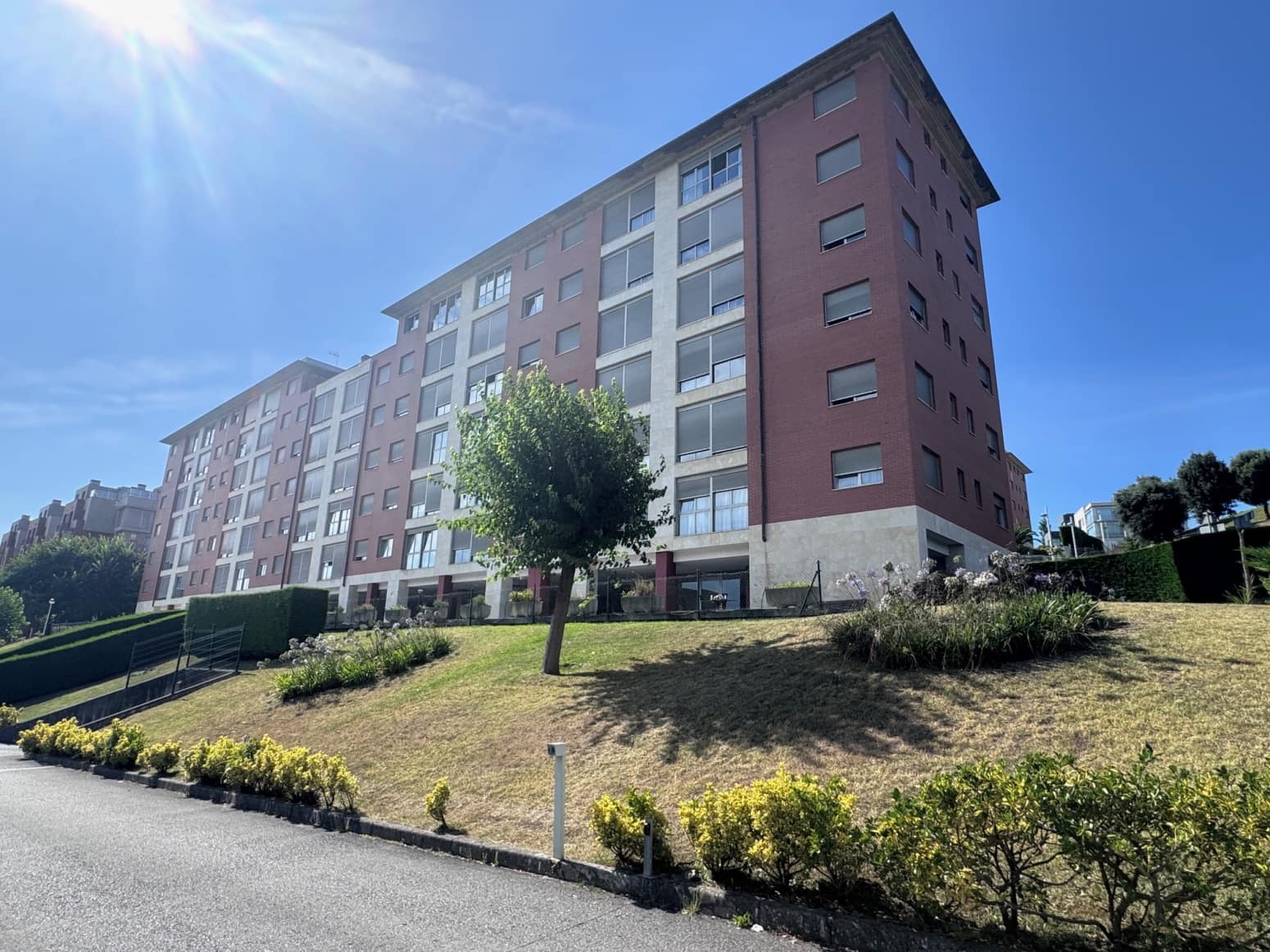 2 soveværelse Lejlighed til salg i Santander med garage - € 380.000 (Ref: 9162103)