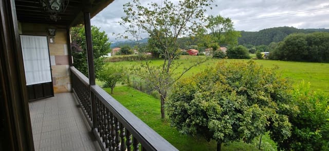 4 soveværelse Villa til salg i Parbayón, Piélagos med garage - € 505.000 (Ref: 9162105)