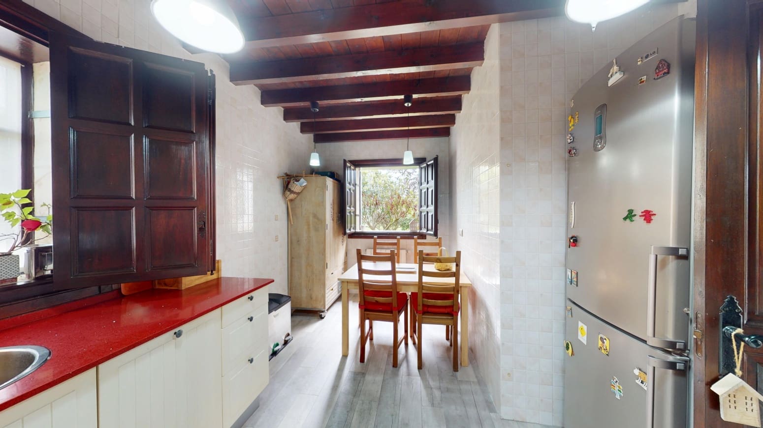 4 soveværelse Villa til salg i Parbayon med garage - € 505.000 (Ref: 9162105)