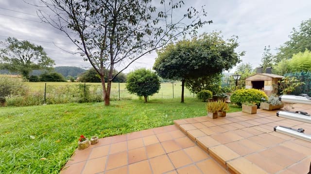 4 soveværelse Villa til salg i Parbayón, Piélagos med garage - € 505.000 (Ref: 9162105)