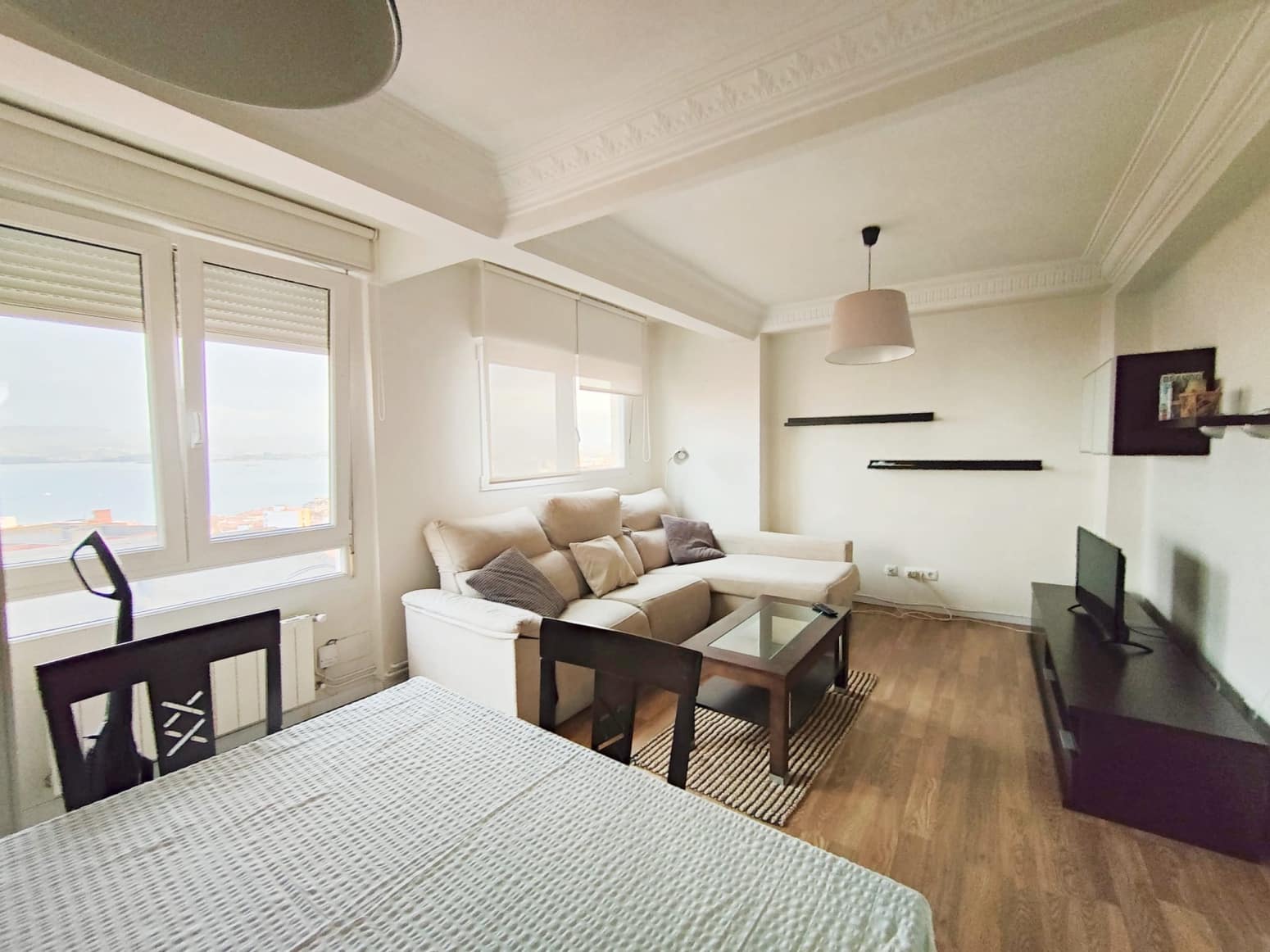 2 soveværelse Lejlighed til leje i Santander - € 750 (Ref: 9214899)