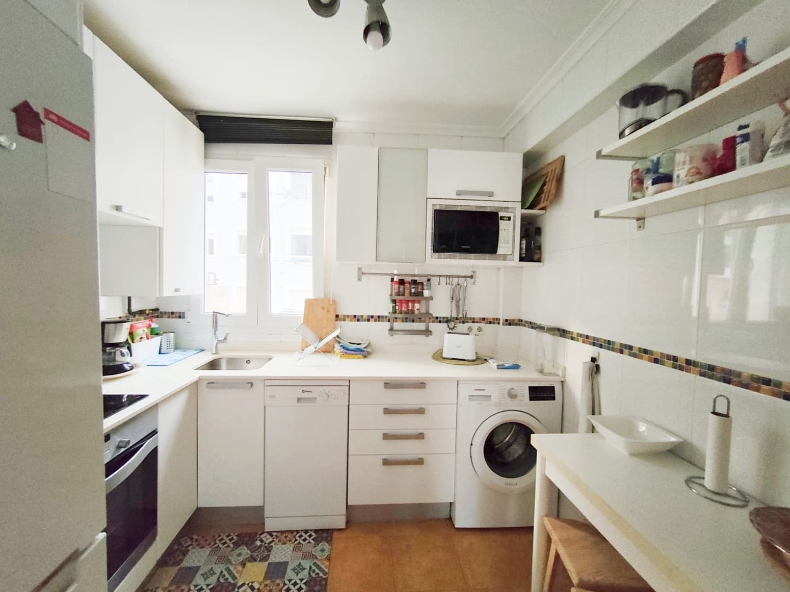 2 soveværelse Lejlighed til leje i Santander - € 750 (Ref: 9214899)