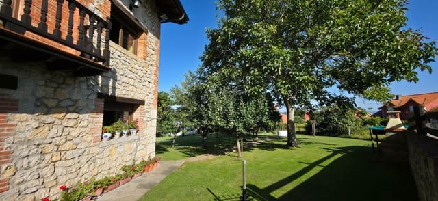 8 soveværelse Villa til salg i Somo, Ribamontán al Mar - € 1.200.000 (Ref: 9226320)