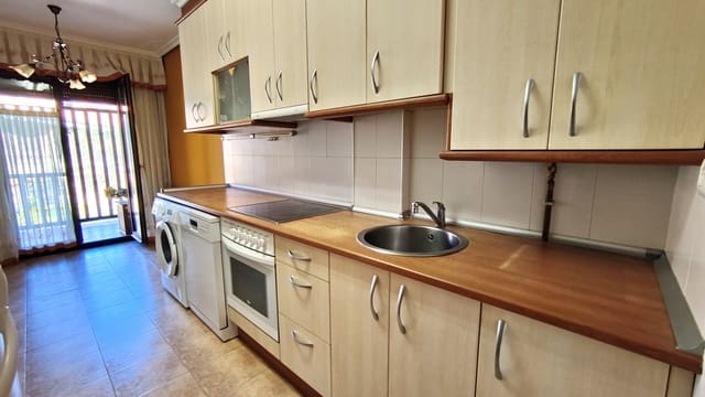 3 bedroom Flat for sale in Mortera, Piélagos with garage - € 240,000 (Ref: 9264162)