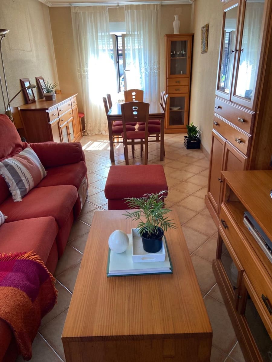 4 slaapkamer Villa te koop in Pielagos met garage - € 305.000 (Ref: 9312493)