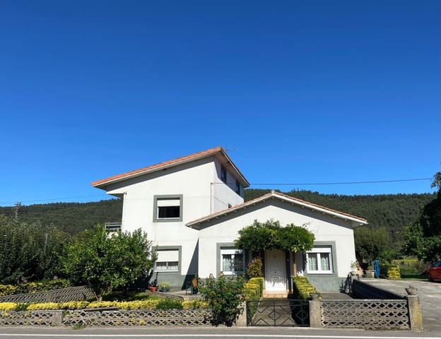 4 soverom Villa til salgs i Piélagos med garasje - € 305 000 (Ref: 9312493)
