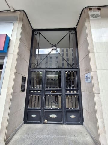 2 makuuhuone Asunto vuokrattavana paikassa Santander - 900 € (Ref: 9326107)