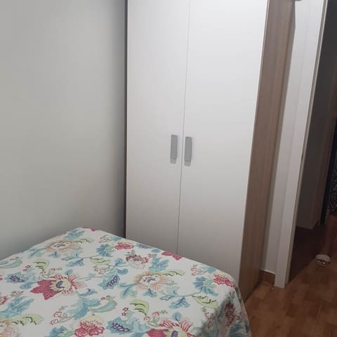 2 camera da letto Appartamento da affittare in Santander - 700 € (Rif: 9330255)