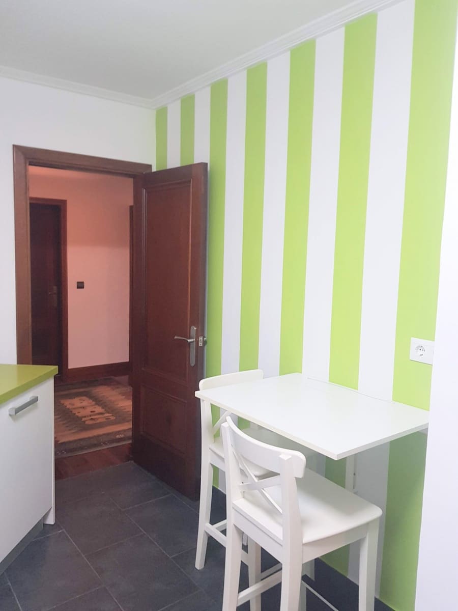 2 soveværelse Lejlighed til leje i Santander - € 900 (Ref: 9330256)