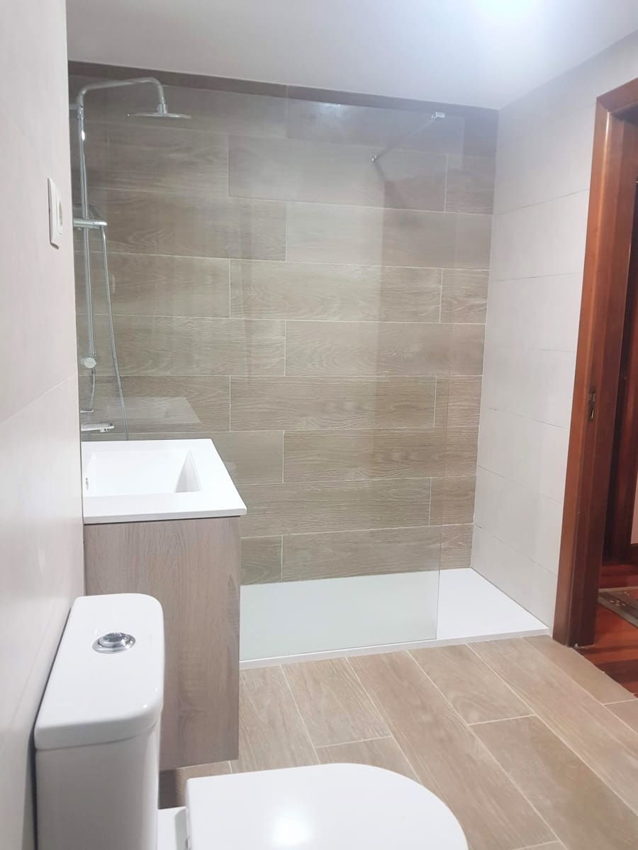 2 soveværelse Lejlighed til leje i Santander - € 900 (Ref: 9330256)