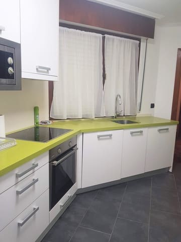 2 bedroom Flat for rent in Santander - € 900 (Ref: 9330256)
