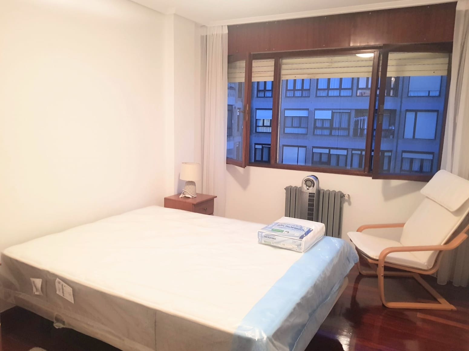 2 soveværelse Lejlighed til leje i Santander - € 900 (Ref: 9330256)