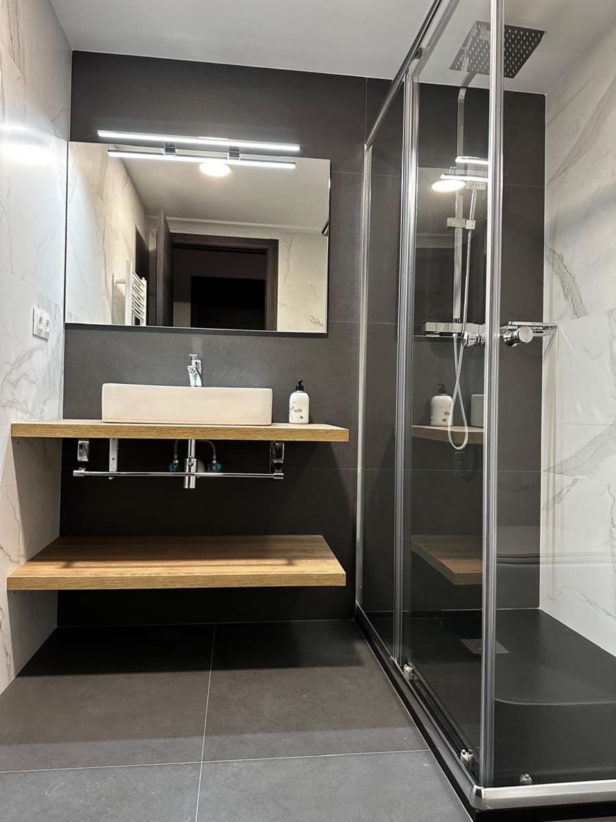 3 soveværelse Lejlighed til leje i Santander - € 1.300 (Ref: 9330257)