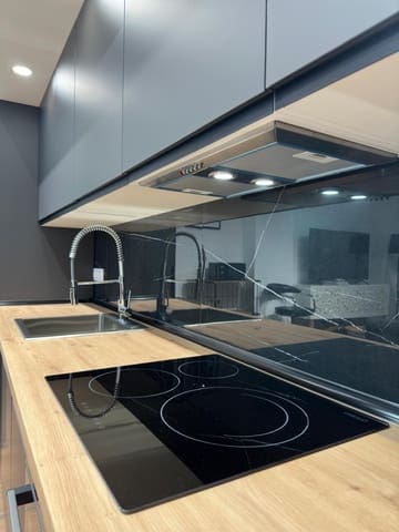 3 bedroom Flat for rent in Santander - € 1,300 (Ref: 9330257)