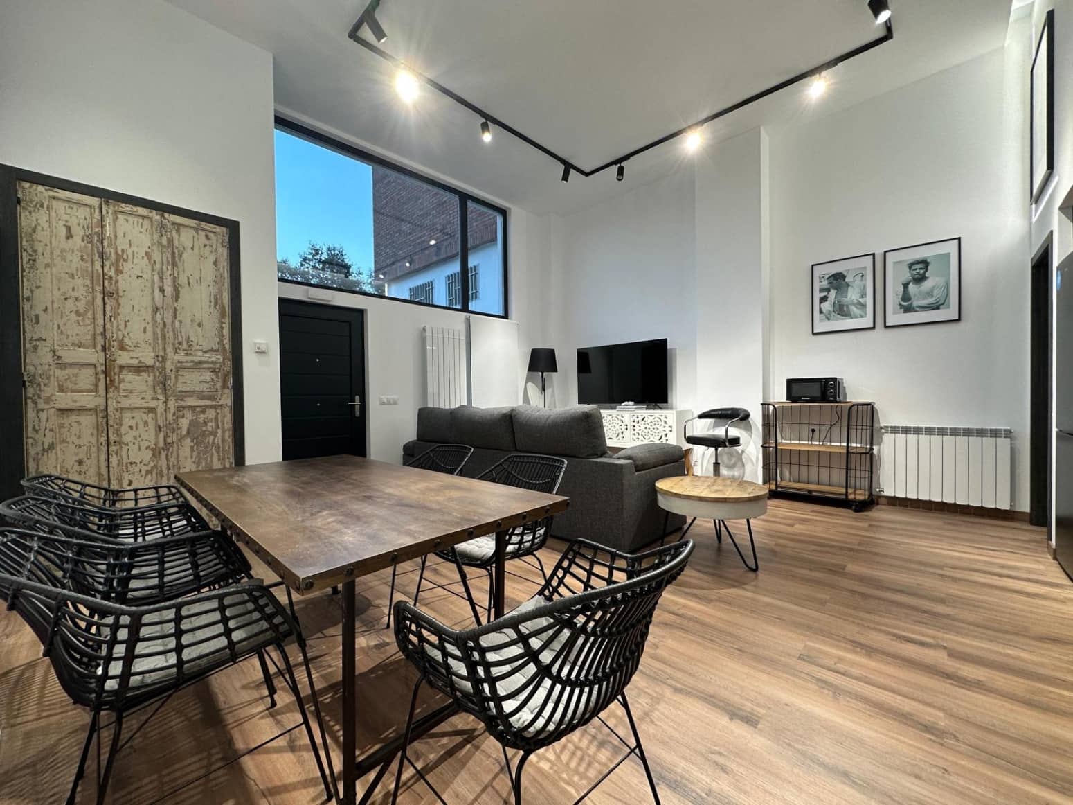 3 soveværelse Lejlighed til leje i Santander - € 1.300 (Ref: 9330257)