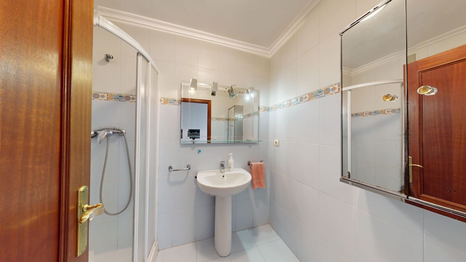 3 soveværelse Lejlighed til salg i Santander - € 355.000 (Ref: 9330258)