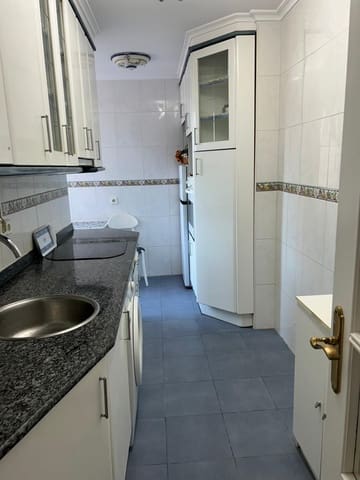 3 bedroom Flat for rent in Santander - € 850 (Ref: 9330260)