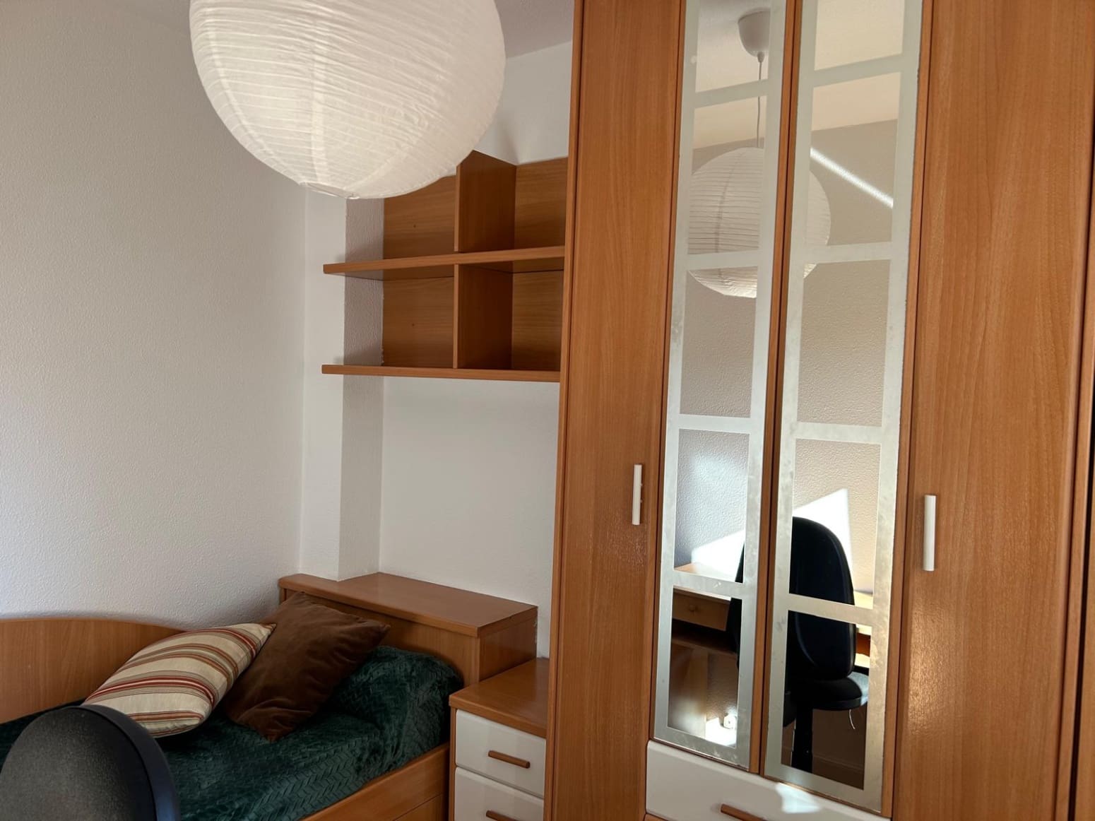 3 soveværelse Lejlighed til leje i Santander - € 850 (Ref: 9330260)