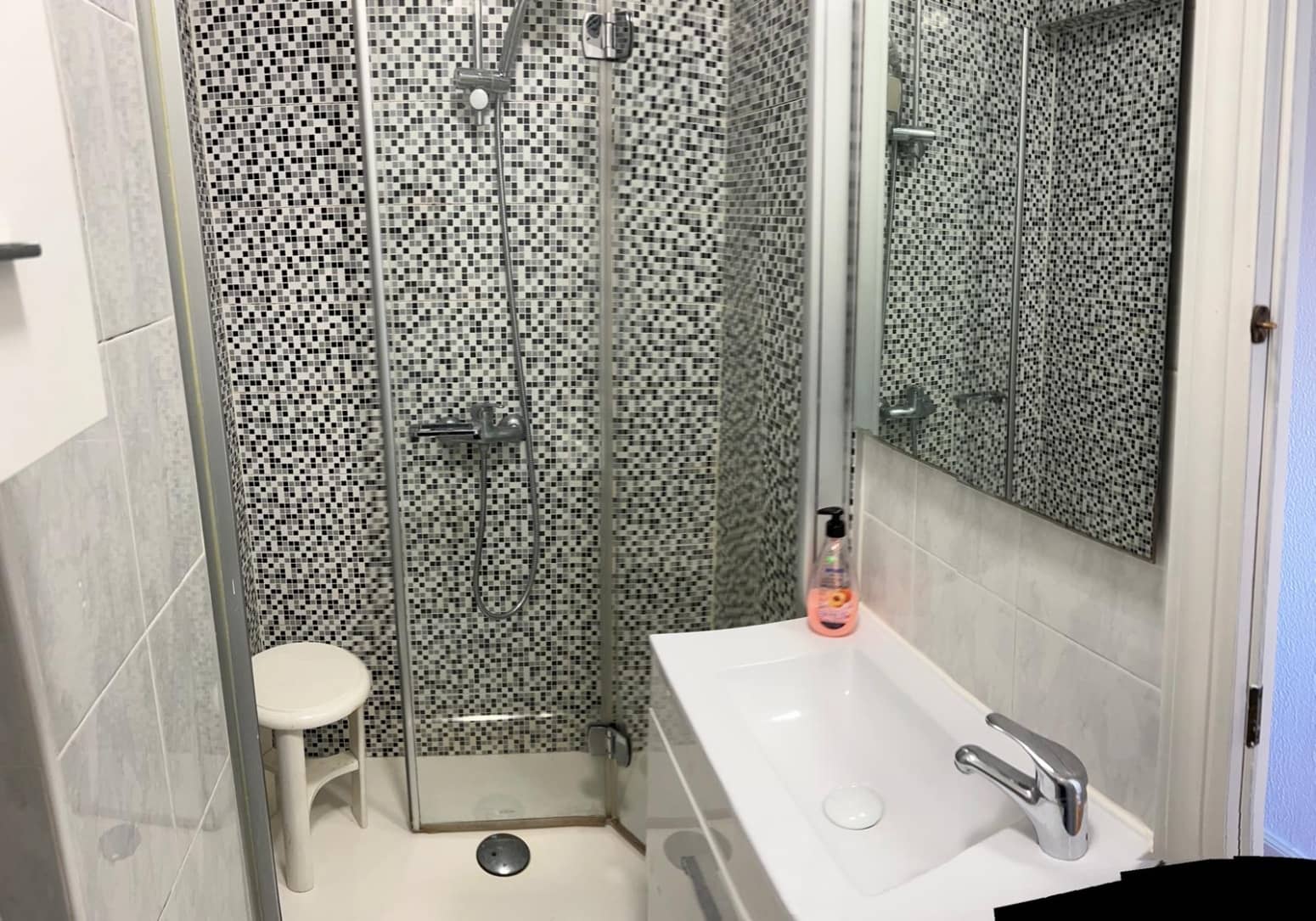 3 soveværelse Lejlighed til leje i Santander - € 850 (Ref: 9330260)