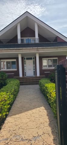 4 quarto Moradia para venda em Parbayón, Piélagos com garagem - 639 000 € (Ref: 9337688)