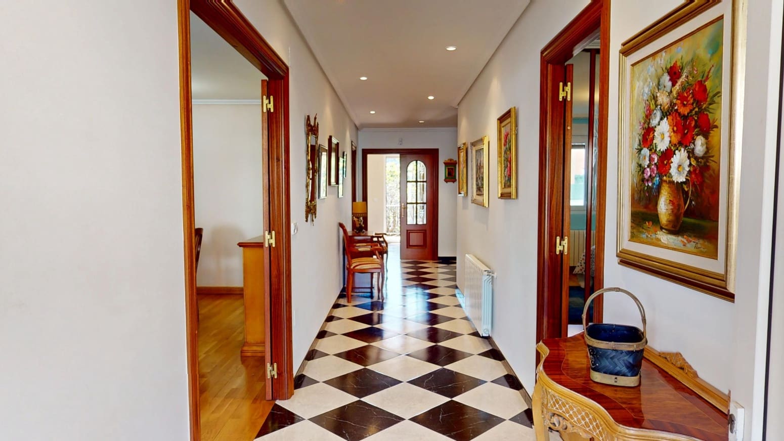 Chalet de 4 habitaciones en Parbayón en venta con garaje - 639.000 € (Ref: 9337688)