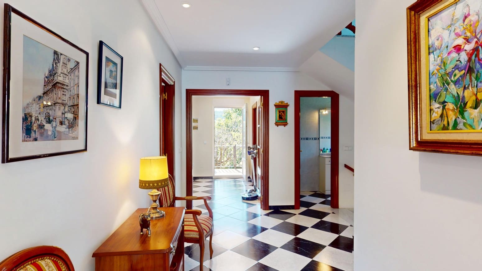 Chalet de 4 habitaciones en Parbayón en venta con garaje - 639.000 € (Ref: 9337688)