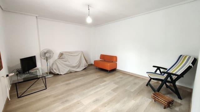 5 soveværelse Villa til salg i Cacicedo, Camargo med garage - € 425.000 (Ref: 9355559)