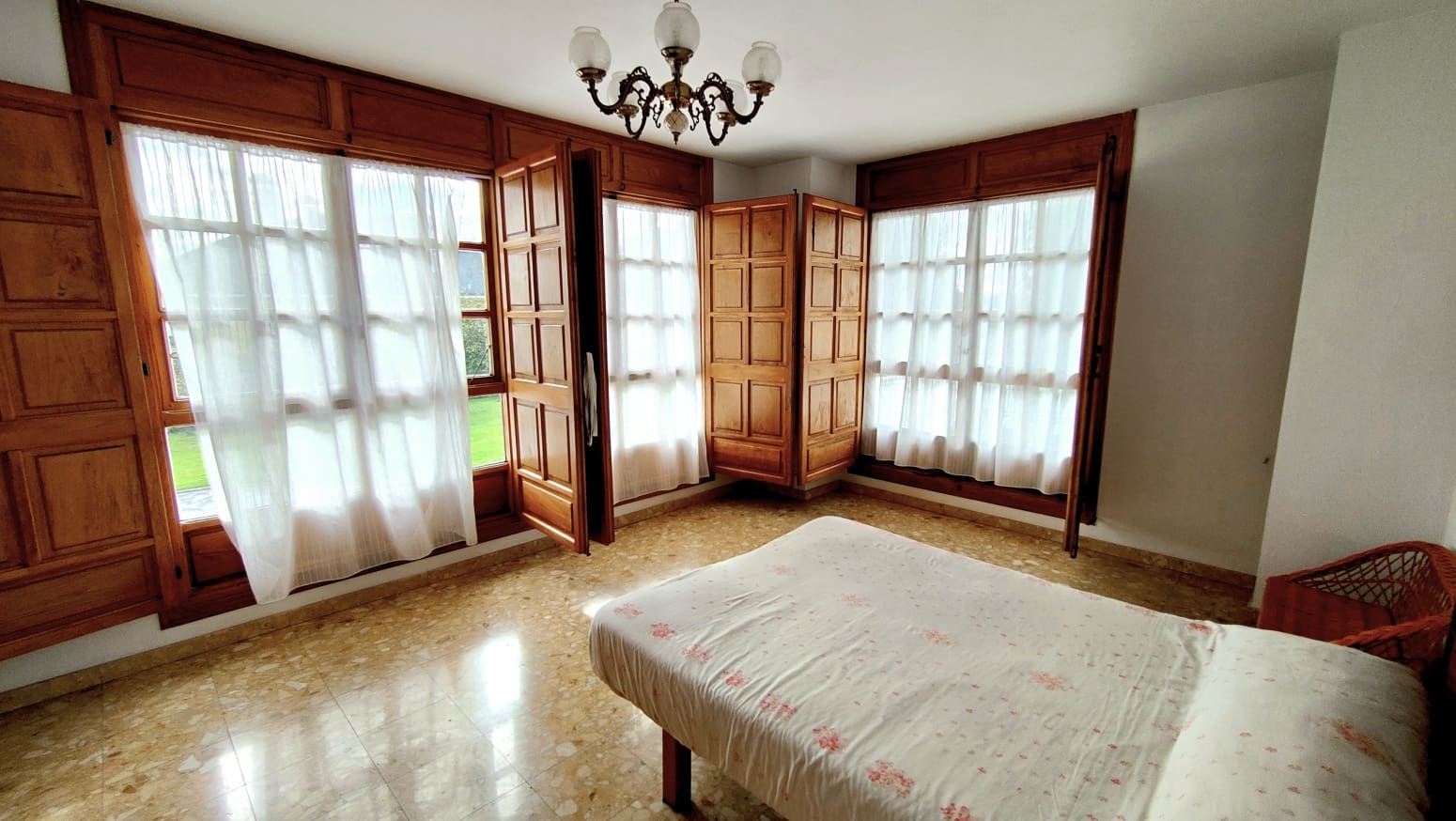 5 soverom Villa til salgs i Cacicedo med garasje - € 425 000 (Ref: 9355559)