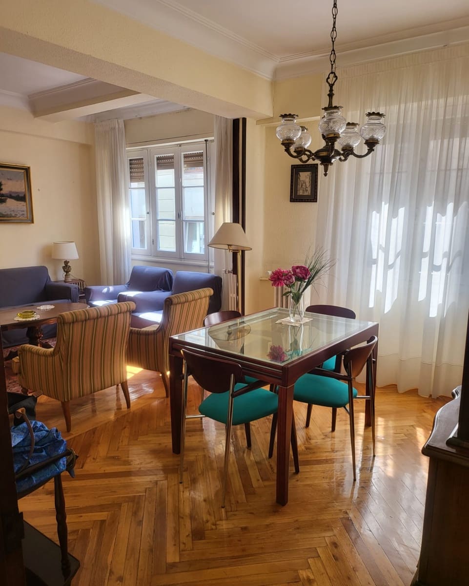 4 bedroom Flat for sale in Santander - € 598,000 (Ref: 9400549)