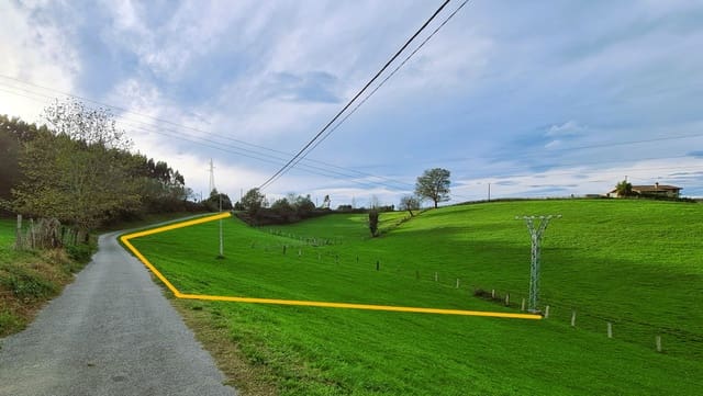 Building Plot for sale in Entrambasaguas - € 15,000 (Ref: 9400550)