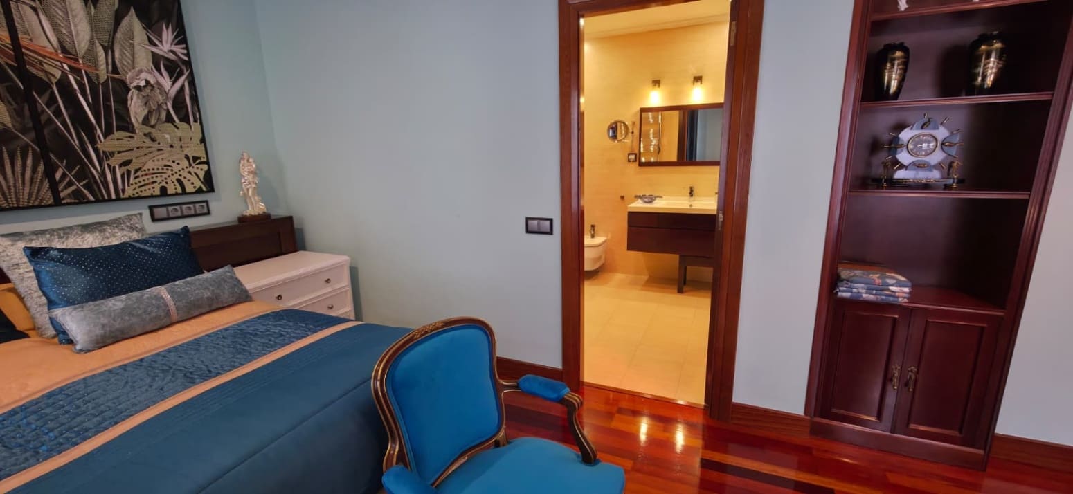 3 sypialnia Mieszkanie na sprzedaż w Santander - 629 000 € (Ref: 9413776)