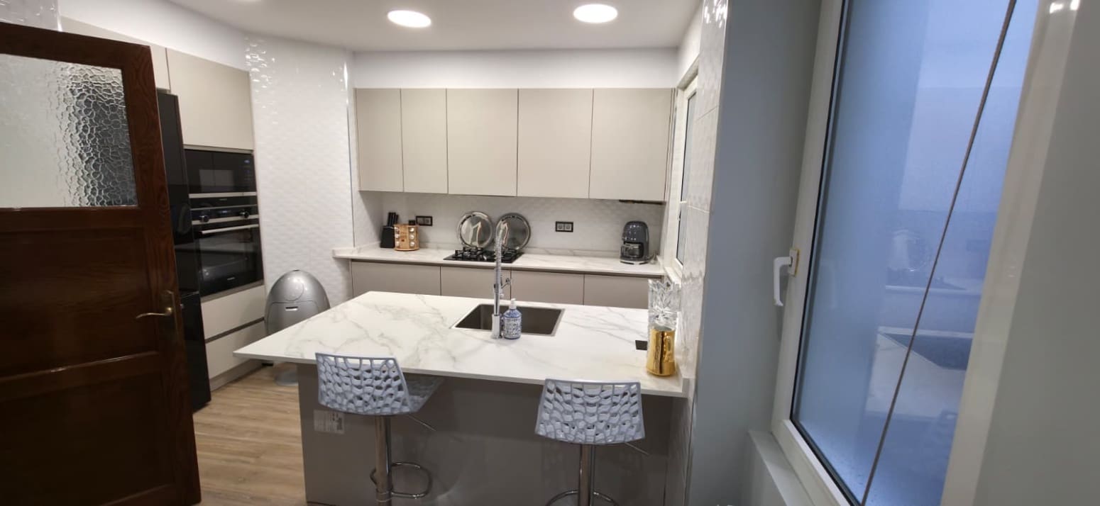 3 sypialnia Mieszkanie na sprzedaż w Santander - 629 000 € (Ref: 9413776)