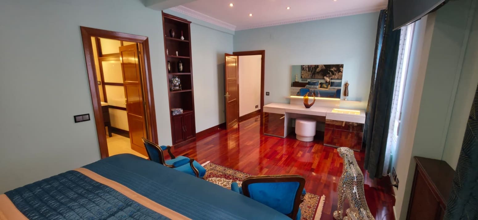 3 sypialnia Mieszkanie na sprzedaż w Santander - 629 000 € (Ref: 9413776)