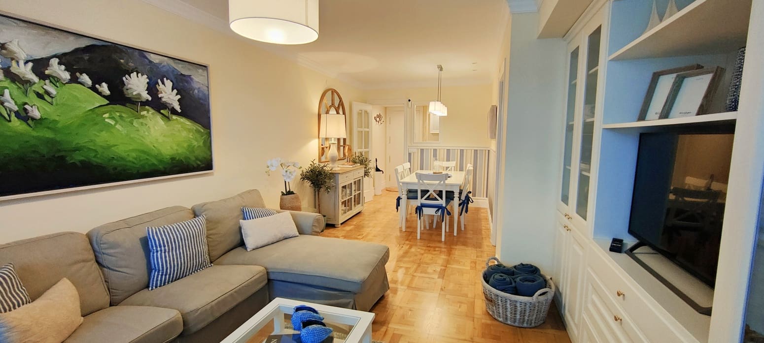 2 bedroom Flat for rent in Santander - € 1,000 (Ref: 9413777)