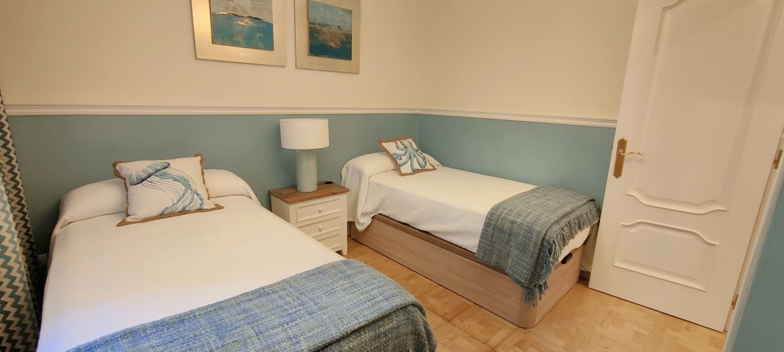 2 bedroom Flat for rent in Santander - € 1,000 (Ref: 9413777)