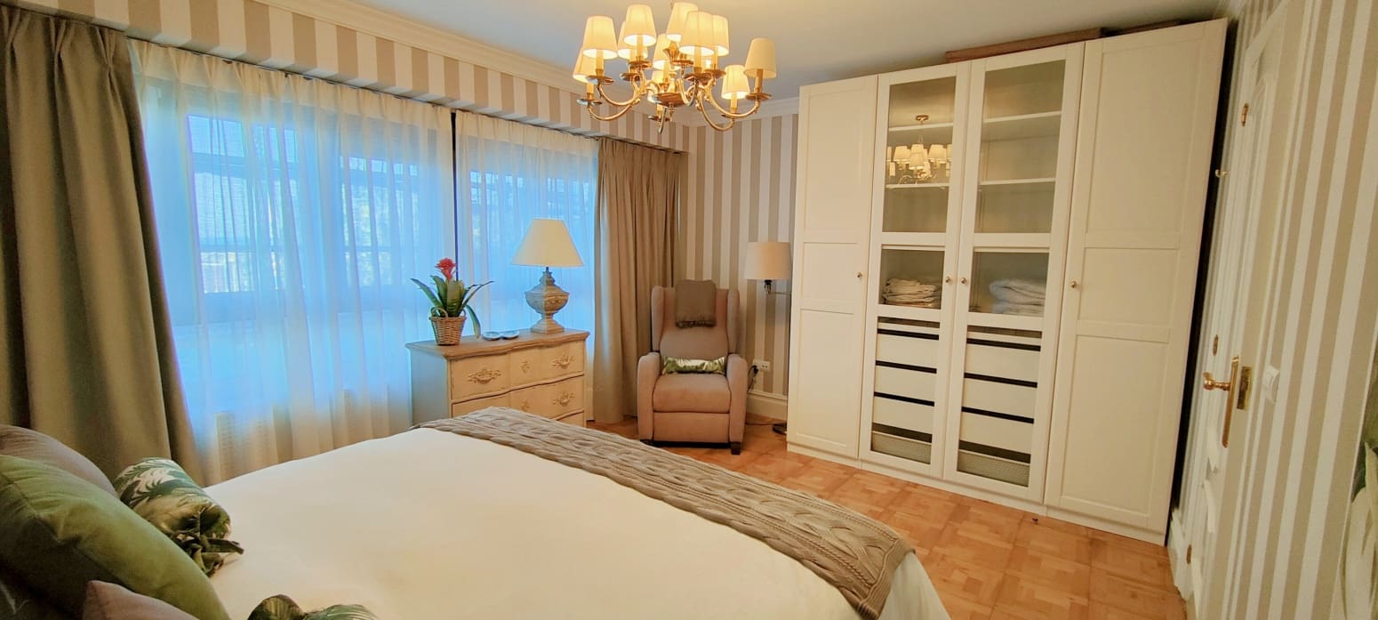 2 bedroom Flat for rent in Santander - € 1,000 (Ref: 9413777)