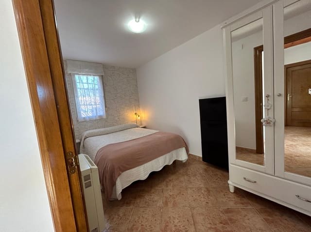 8 soveværelse Villa til salg i Hazas de Cesto - € 490.000 (Ref: 9448611)