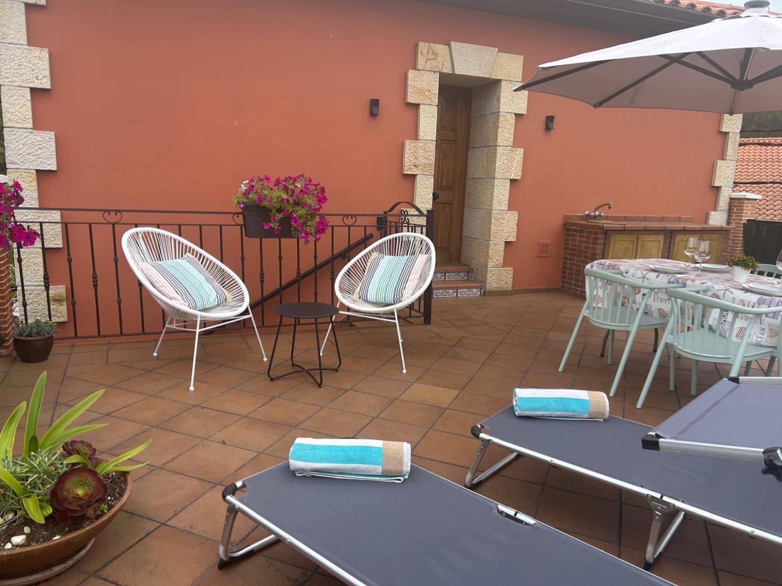 8 soverom Villa til salgs i Hazas de Cesto - € 490 000 (Ref: 9448611)