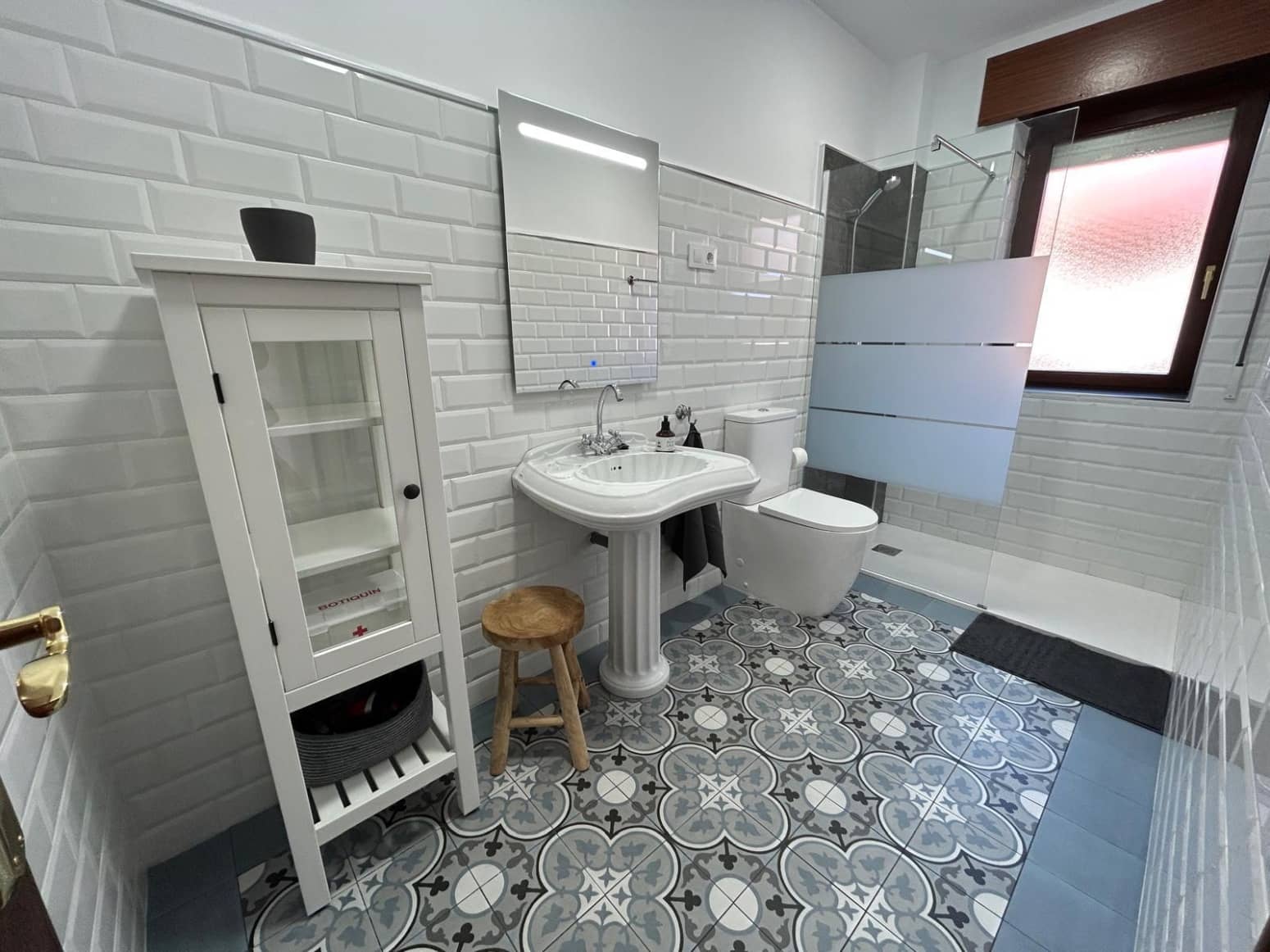 8 soverom Villa til salgs i Hazas de Cesto - € 490 000 (Ref: 9448611)