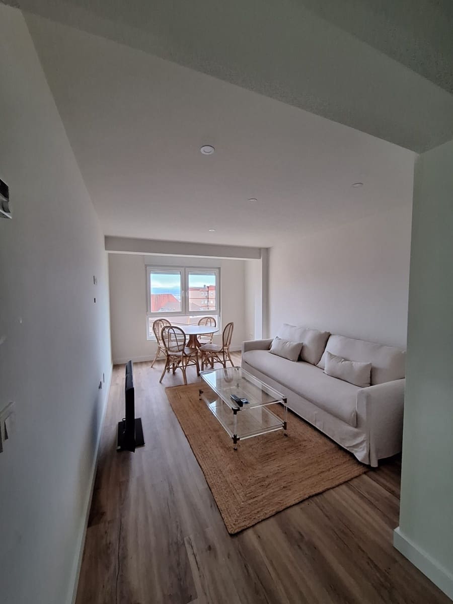 Appartement de 2 chambres à louer à Santander - 900 € (Ref: 9450881)