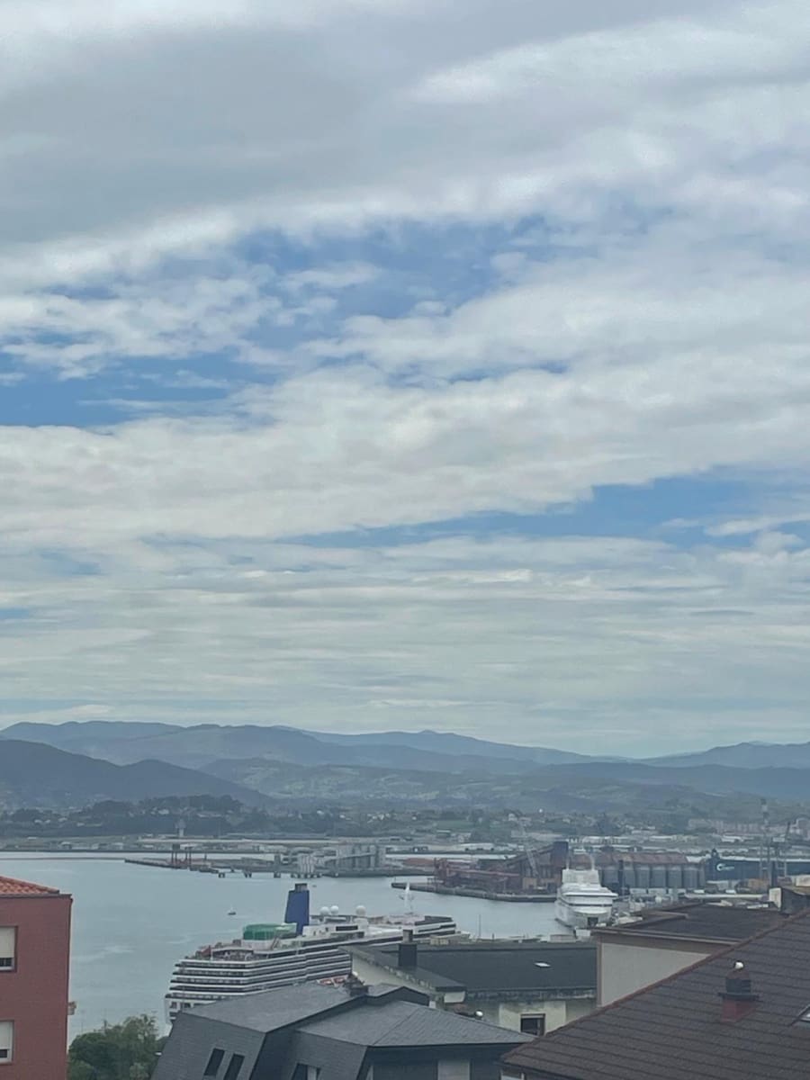 Appartement de 2 chambres à louer à Santander - 900 € (Ref: 9450881)