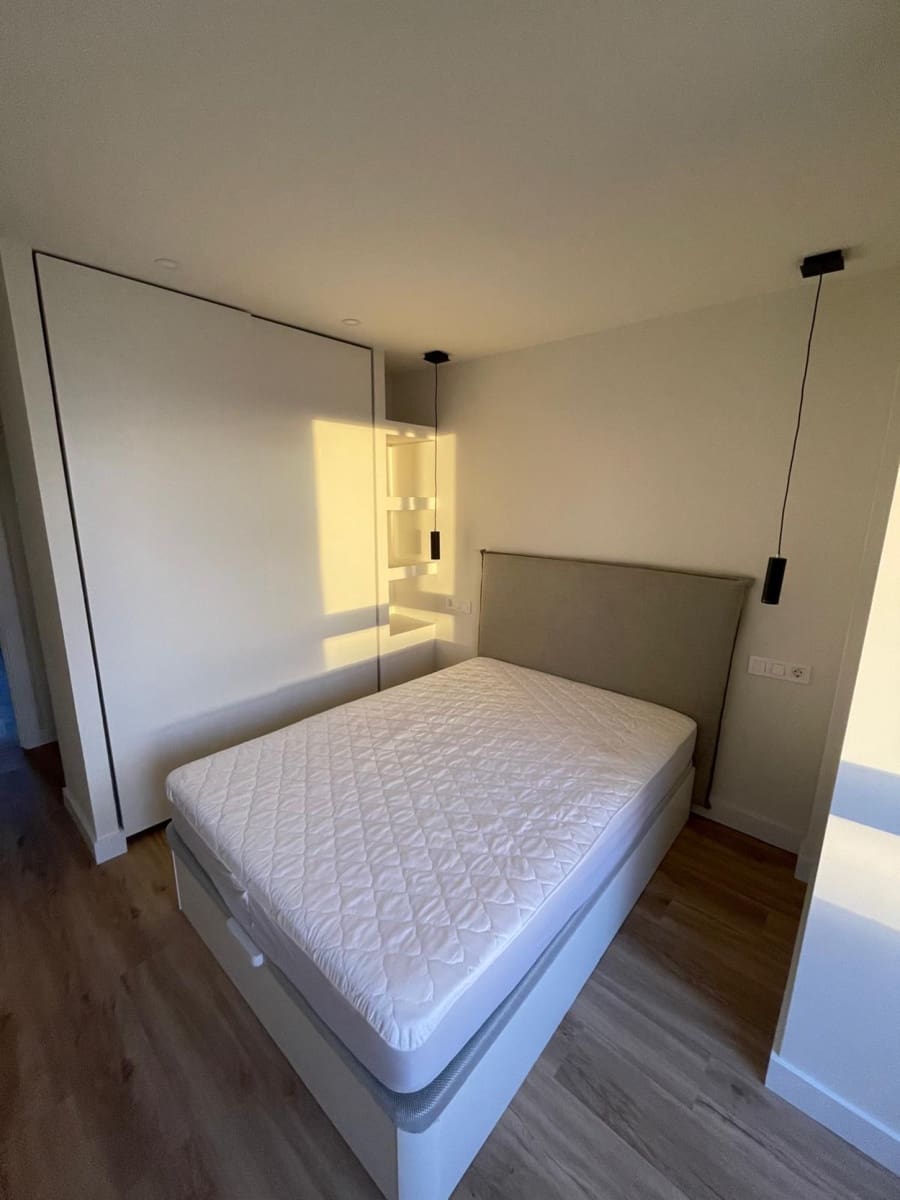 Appartement de 2 chambres à louer à Santander - 900 € (Ref: 9450881)