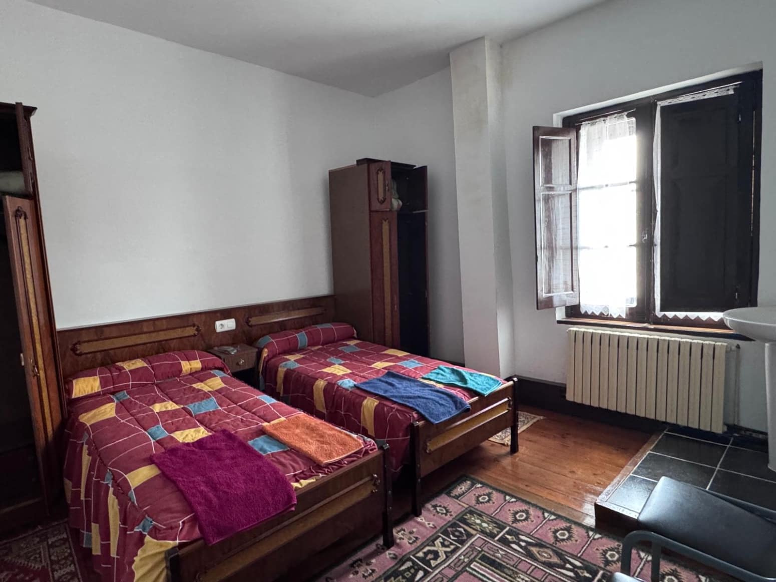 12 soverom Bedrift til salgs i Valdeolea - € 240 000 (Ref: 9472768)