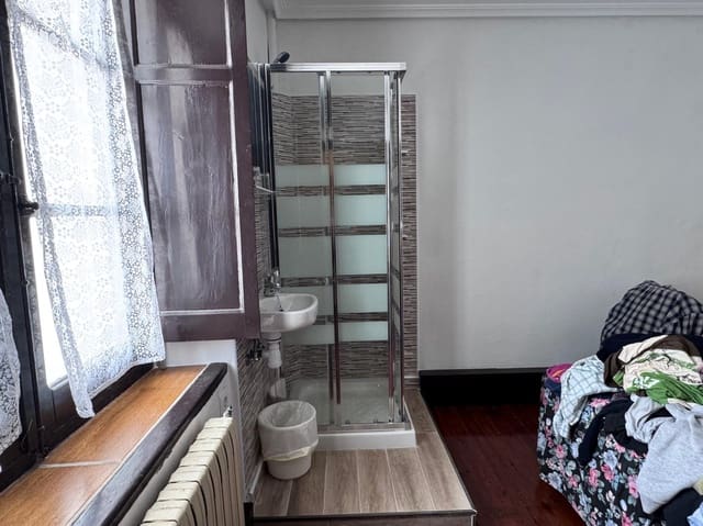 12 camera da letto Azienda in vendita in Valdeolea - 240.000 € (Rif: 9472768)